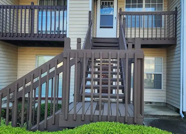 Property at 3722B Towne Point Rd Unit B, Portsmouth, VA, 23703, 2 beds, 2 baths, [object Object]