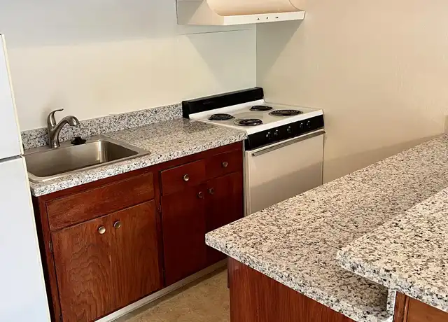 Property at 2211 Carleton St Unit 36, Berkeley, CA, 94704, 2 beds, 1 bath, [object Object]