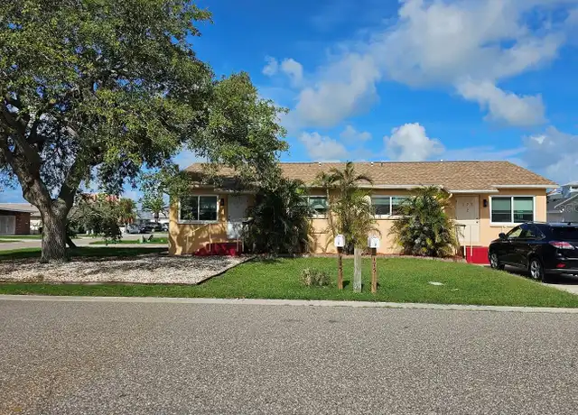 Property at 175 174th Ter E Unit 2, Redington Shores, FL, 33708, 2 beds, 1 bath, [object Object]