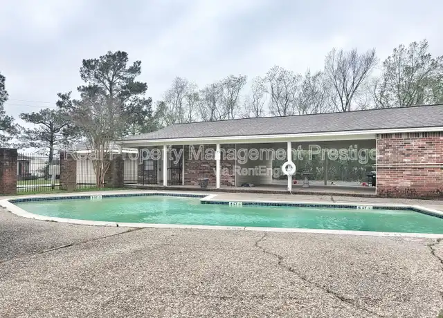 Property at 2501 Gulf Fwy Apt 271, Dickinson, TX, 77539, 1 bed, 1 bath, [object Object]