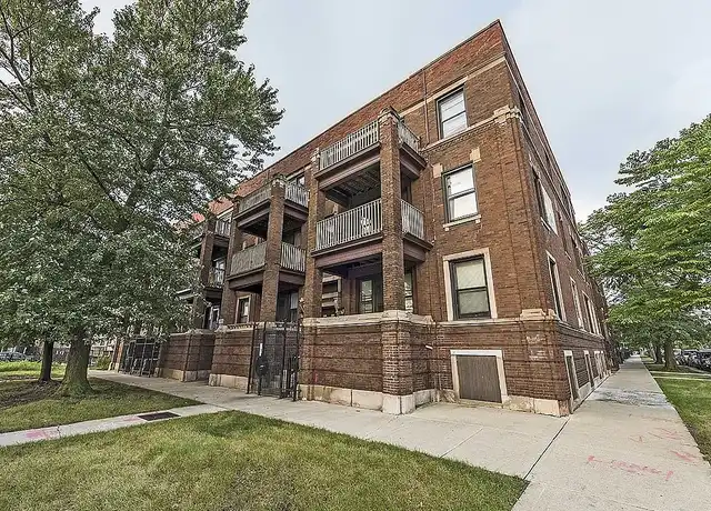 Property at 6000 S Prairie Ave, Chicago, IL, 60637, 2 beds, 1 bath, [object Object]