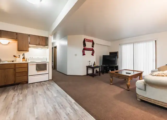 Property at 820 Edgebrook Dr Unit 1, DeKalb, IL, 60115, 3 beds, 1 bath, [object Object]