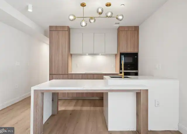 Property at 23 Logan Cir NW Unit 2, Washington, DC, 20005, 2 beds, 1 bath, [object Object]
