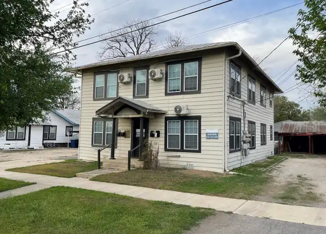 Property at 1623 Interstate 35 Unit 1, San Antonio, TX, 78208, 1 bed, 1 bath, [object Object]