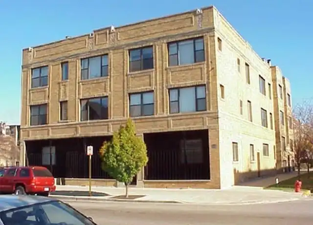Property at 3535 N Southport Ave Unit 3, Chicago, IL, 60657, 2 beds, 1 bath, [object Object]