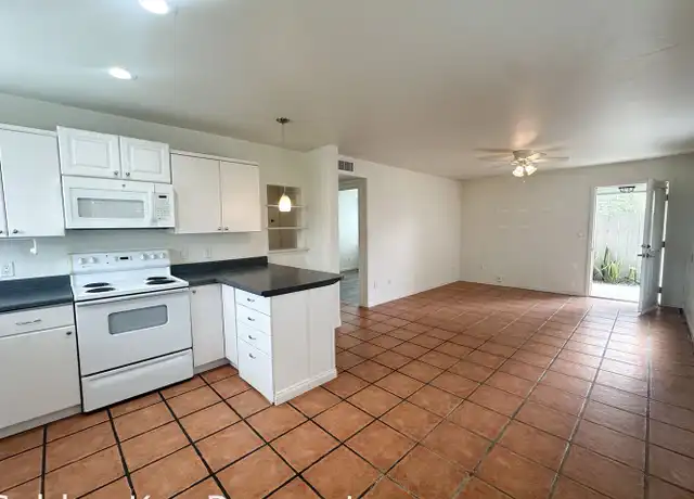 Property at 2015 Stewart St Unit B1, Oceanside, CA, 92054, 2 beds, 1 bath, [object Object]