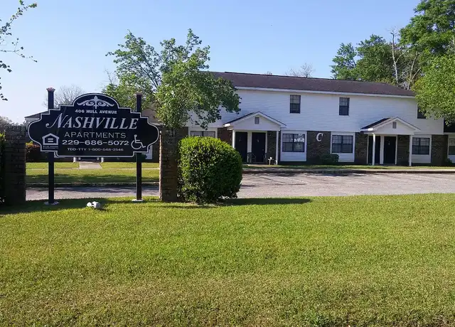 Property at Nashville Villas - 406 Hull Ave, Nashville, GA, 31639, 1 bed, 1 bath, [object Object]