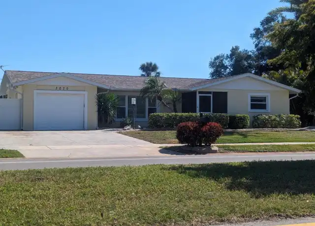 Property at 3070 Gulf Gate Dr, Sarasota, FL, 34231, 2 beds, 2 baths, [object Object]