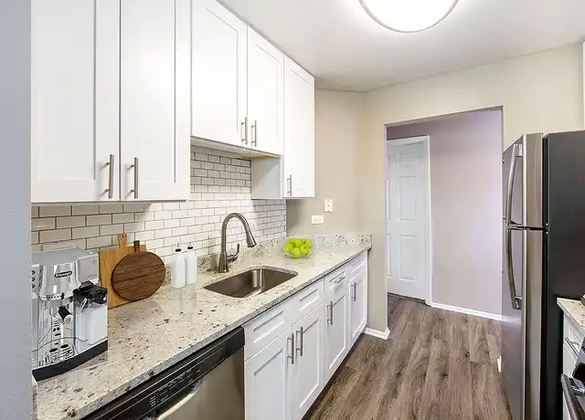 Property at Village Green of Schaumburg - 880 Hadley Run Ln, Schaumburg, IL, 60173, 1-2 bed, 1 bath, [object Object]