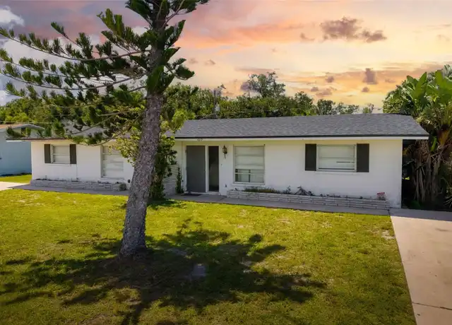 Property at 462 Briarwood Rd, Venice, FL, 34293, 2 beds, 1.5 baths, [object Object]
