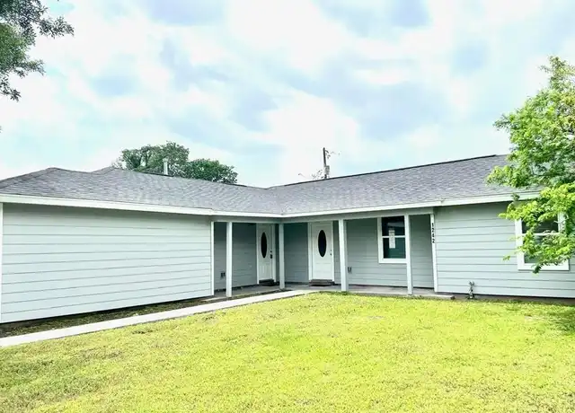 Property at 1242 Chevy Chase Dr, Angleton, TX, 77515, 3 beds, 2 baths, [object Object]