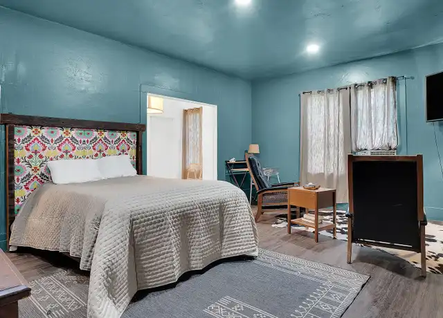 Property at 330 D St SW Unit A, Ardmore, OK, 73401, 1 bed, 1 bath, [object Object]