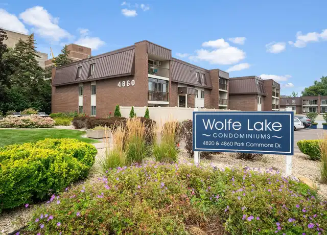Property at 4860 W 39th St, St Louis Park, MN, 55416, 3 beds, 2 baths, [object Object]