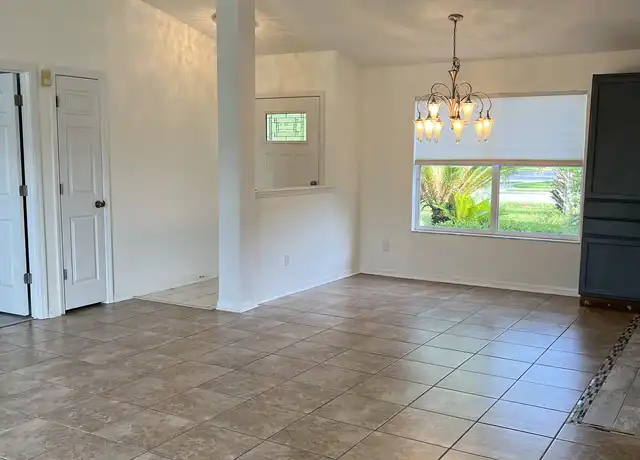 Property at 11902 NW 10th Ave, Gainesville, FL, 32606, 3 beds, 2 baths, [object Object]
