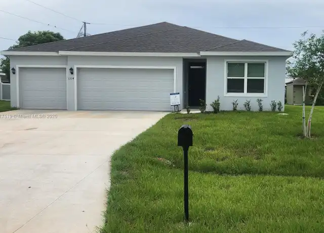 Property at 1314 SW Hebner Ave, Port Saint Lucie, FL, 34953, 4 beds, 3 baths, [object Object]