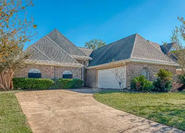Property at 2919 Pepper Wood Dr, Sugar Land, TX, 77479, 3 beds, 2 baths, [object Object]
