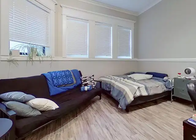 Property at 35 E Division St Unit 1B, Chicago, IL, 60610, 0 beds, 1 bath, [object Object]