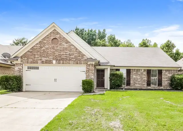 Property at 8643 Bonfire Dr, Southaven, MS, 38671, 3 beds, 2 baths, [object Object]