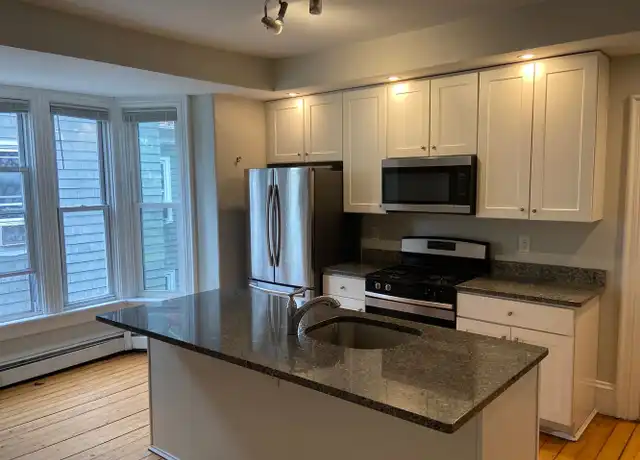 Property at 614 Smith St, Providence, RI, 02908, 5 beds, 2 baths, [object Object]