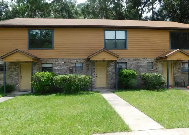 Property at 2156 SW 70th Ter, Gainesville, FL, 32607, 2 beds, 1.5 baths, [object Object]