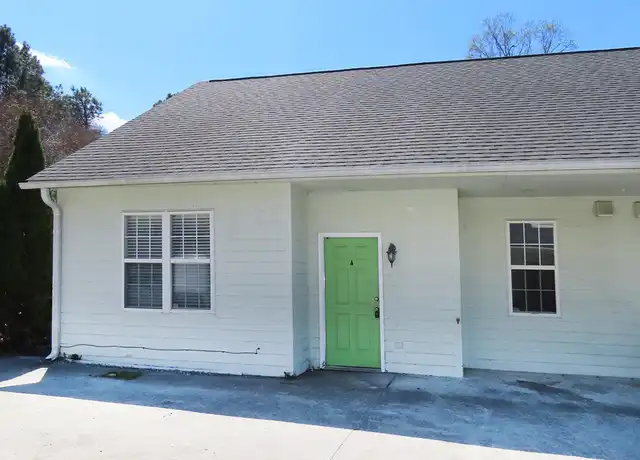 Property at 702 Sykes St Unit A, Chapel Hill, NC, 27516, 4 beds, 2 baths, [object Object]