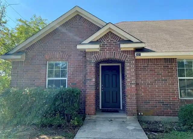 Property at 301 W Prairie St, Denton, TX, 76201, 2 beds, 2 baths, [object Object]
