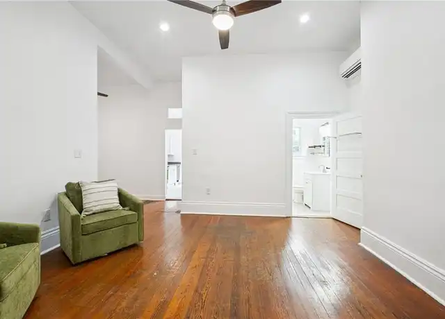 Property at 5418 Magazine St, New Orleans, LA, 70115, 1 bed, 1 bath, [object Object]