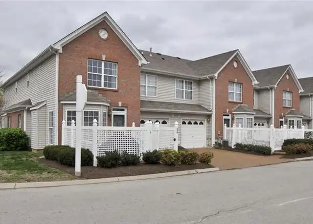 Property at 400 Bembridge Ln, Franklin, TN, 37069, 2 beds, 2.5 baths, [object Object]