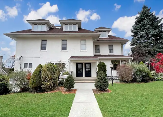 Property at 158 Anstice St Unit 4, Oyster Bay, NY, 11771, 2 beds, 1.5 baths, [object Object]