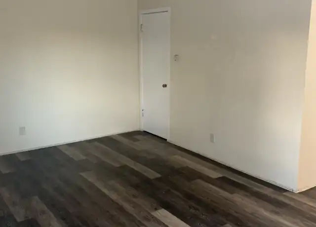 Property at 332 Jefferson St NE Unit L, Albuquerque, NM, 87108, 2 beds, 1 bath, [object Object]