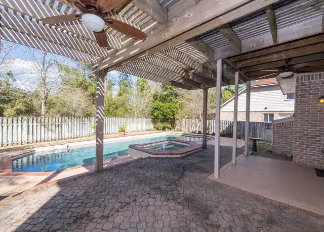 Property at 26 Clovergate Cir, Spring, TX, 77382, 5 beds, 4.5 baths, [object Object]