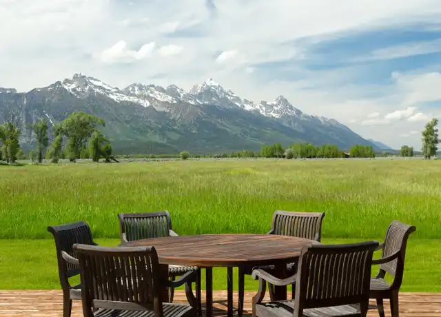 Property at 135 E Woodreed Rd, Jackson, WY, 83001, 4 beds, 4 baths, [object Object]