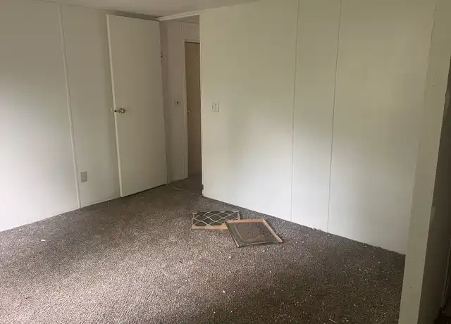 Property at 7 Electric St, Seville, OH, 44273, 1 bed, 1 bath, [object Object]