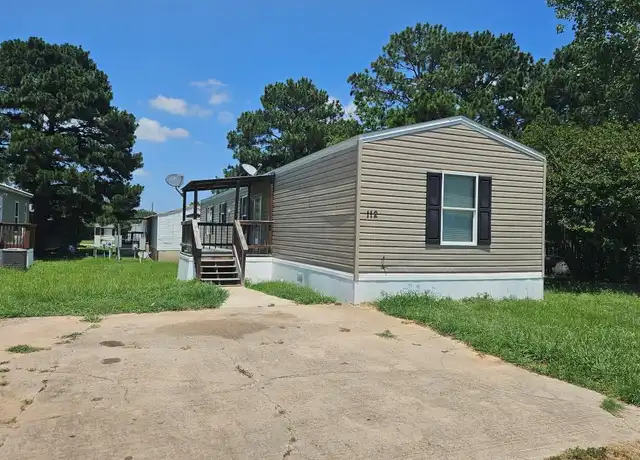 Property at 112 Bosque, Bastrop, TX, 78602, 3 beds, 2 baths, [object Object]