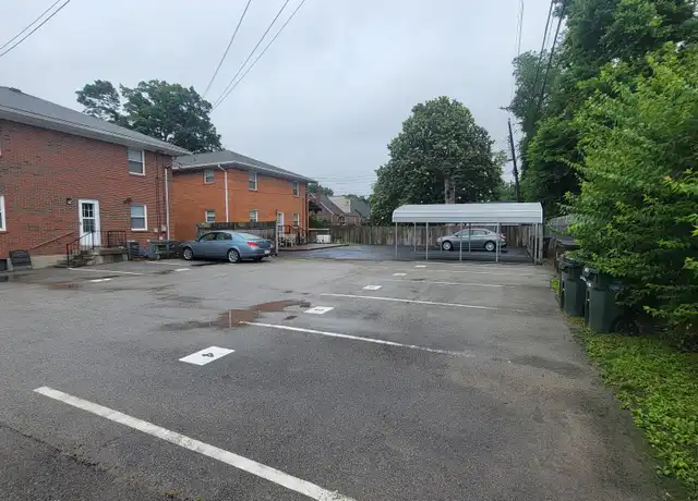 Property at 121 McArthur Dr, Louisville, KY, 40207, 1 bed, 1 bath, [object Object]