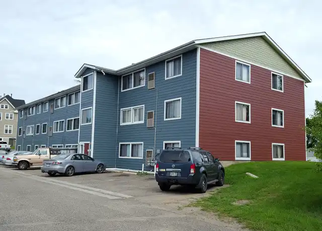 Property at 585 Adams Ave Unit 105, Owatonna, MN, 55060, 1 bed, 1 bath, [object Object]