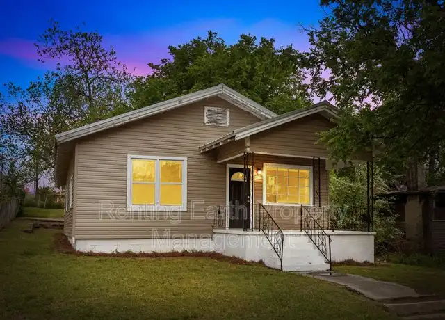 Property at 500 61st St, Fairfield, AL, 35064, 4 beds, 1 bath, [object Object]