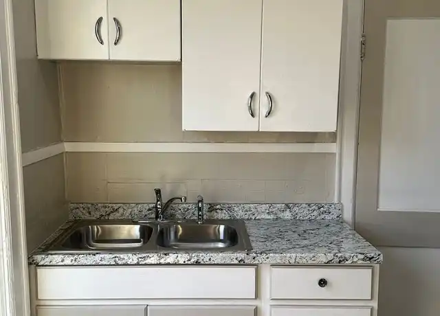 Property at 1942 S Park Ave Unit 5, Buffalo, NY, 14220, 1 bed, 1 bath, [object Object]