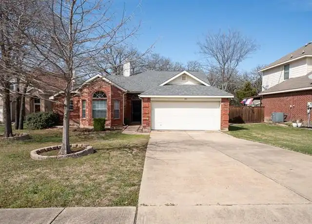 Property at 399 Sunrise Cir, Seagoville, TX, 75159, 3 beds, 2 baths, [object Object]