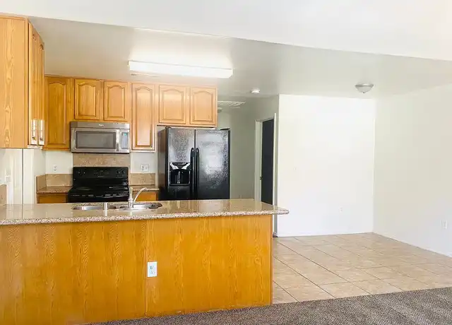 Property at La Casa Elegante Apartments - 941 W Dakota Ave, Fresno, CA, 93705, 3 beds, 2 baths, [object Object]