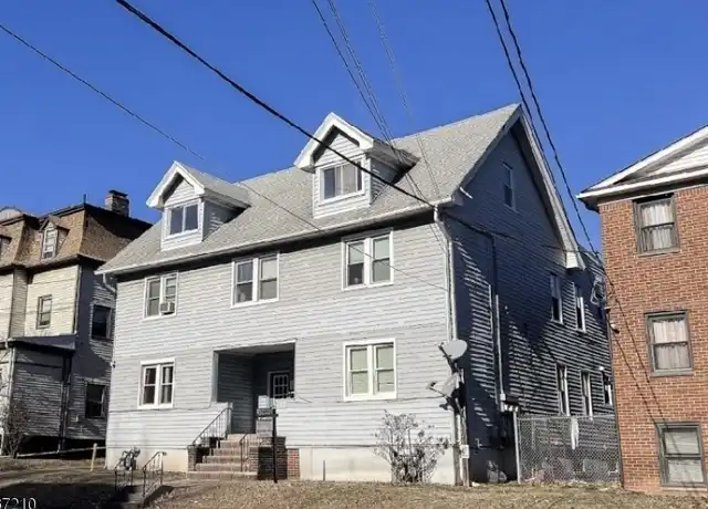 Property at 135 W Grand St, Elizabeth, NJ, 07202, 3 beds, 1 bath, [object Object]