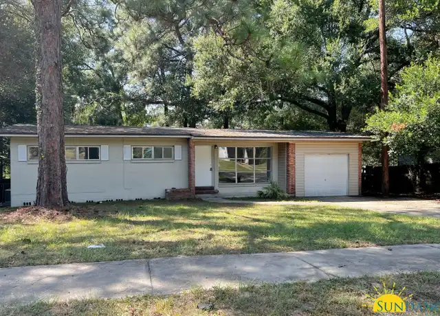 Property at 259 Seminole Trl, Crestview, FL, 32536, 3 beds, 1 bath, [object Object]