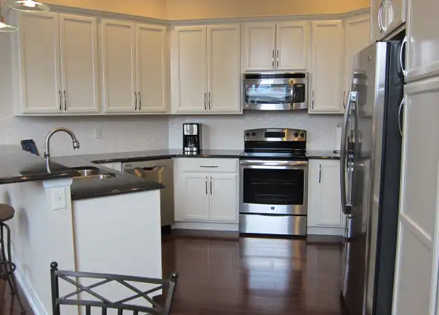 Property at 336 S Kalamazoo Mall Unit 205, Kalamazoo, MI, 49007, 1 bed, 1 bath, [object Object]