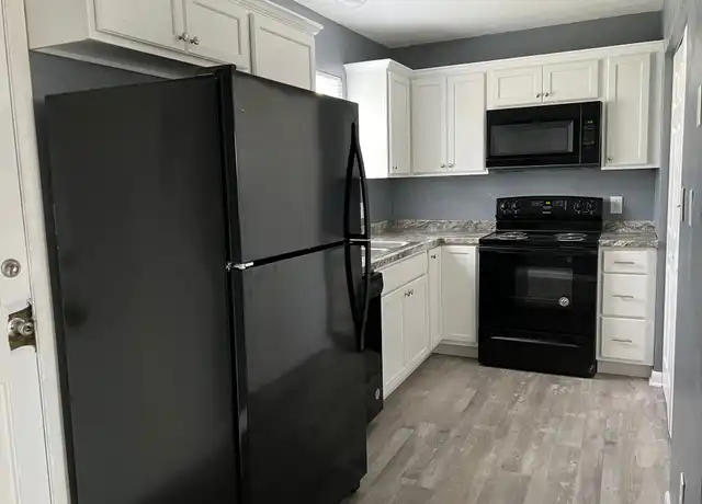 Property at 227 Locust Ave Unit 3, South Charleston, WV, 25303, 2 beds, 1 bath, [object Object]