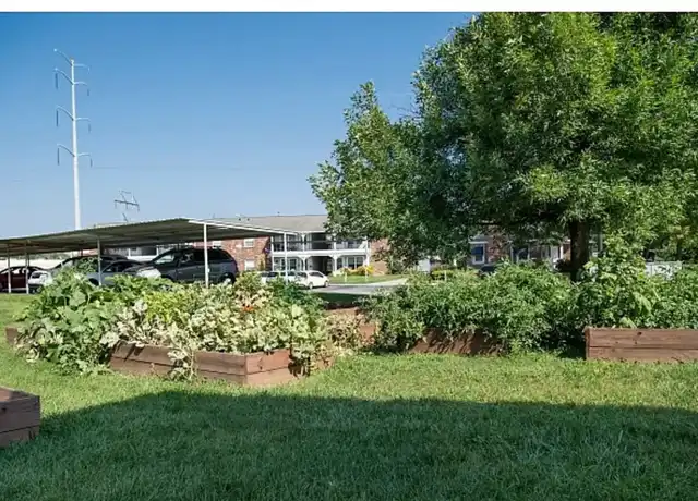Property at Fountain Lake Villas - 8960 S Keystone Ave, Indianapolis, IN, 46227, 0-3 beds, 1-2 bath, [object Object]