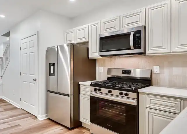 Property at 1341 Sargeant St, Baltimore, MD, 21223, 2 beds, 2 baths, [object Object]