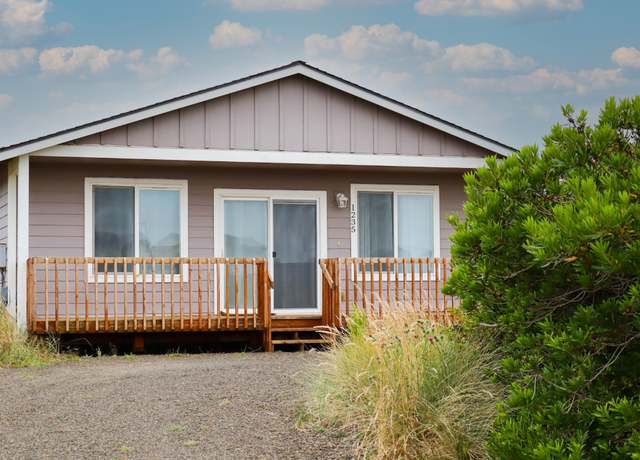 Photo of 1235 Channel Ave SW, Ocean Shores, WA 98569