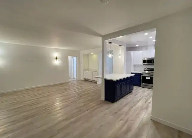 Property at 732 Orlando Ave Unit 204, Los Angeles, CA, 90069, 2 beds, 2 baths, [object Object]