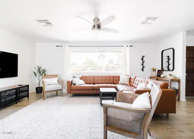 Property at 1233 E Loyola Dr, Tempe, AZ, 85282, 4 beds, 2 baths, [object Object]