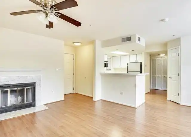 Property at 925 Hillside Lake Ter #209, Gaithersburg, MD, 20878, 2 beds, 2 baths, [object Object]